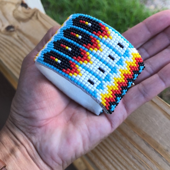 ❌SOLD❌Native American Beaded Bracelet - Picture 4 of 9
